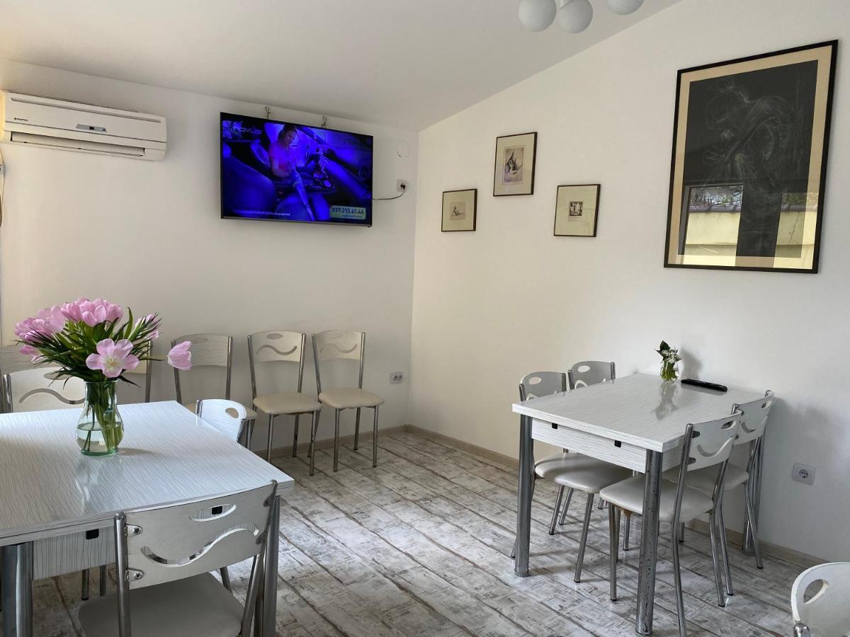 Duo Caffe 2* Bucharest